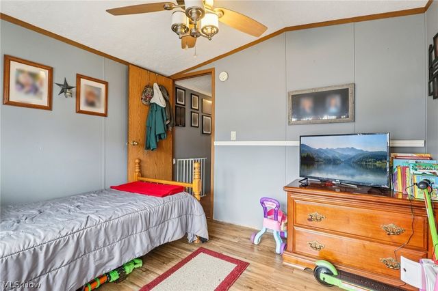 188 Paradise Boulevard, Madison, OH 44057