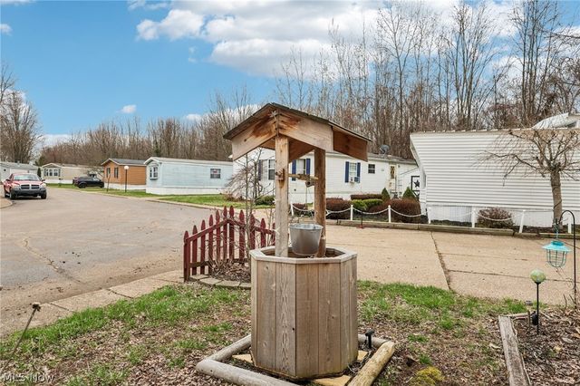 188 Paradise Boulevard, Madison, OH 44057