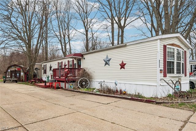 188 Paradise Boulevard, Madison, OH 44057