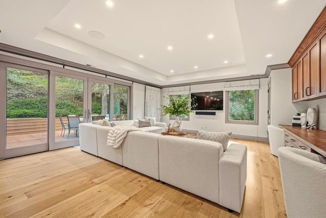 11913 Murietta Lane, Los Altos Hills, CA 94022