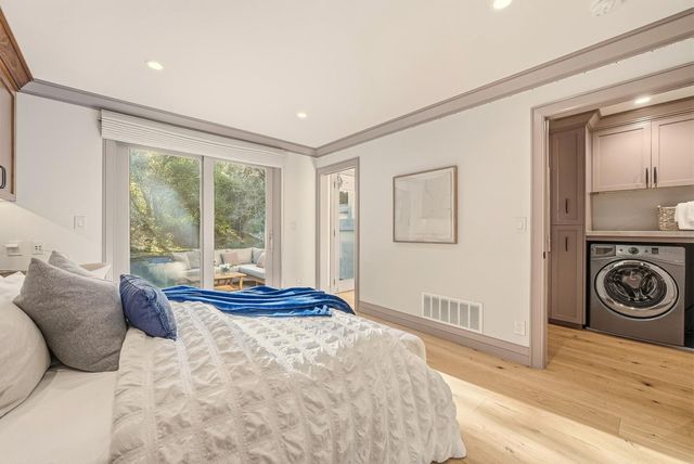 11913 Murietta Lane, Los Altos Hills, CA 94022