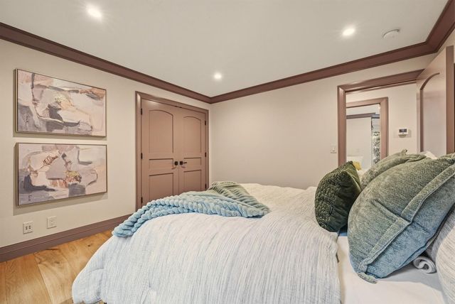 11913 Murietta Lane, Los Altos Hills, CA 94022