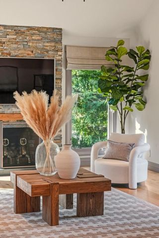 11913 Murietta Lane, Los Altos Hills, CA 94022