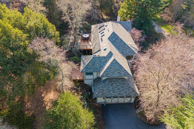 11913 Murietta Lane, Los Altos Hills, CA 94022