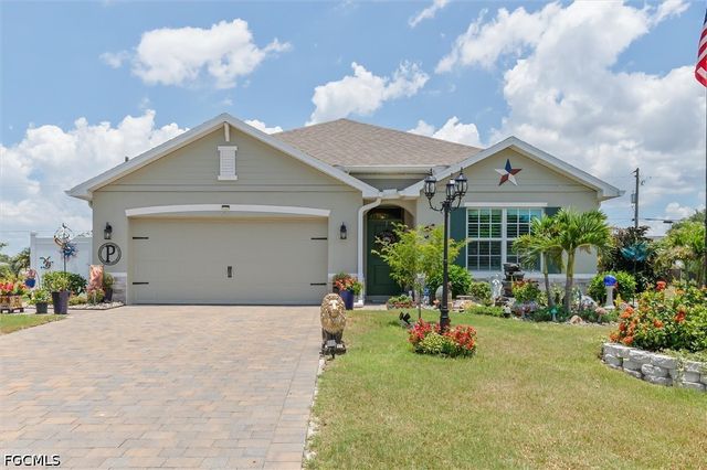 25266 Estrada CIR, Punta Gorda, FL 33955
