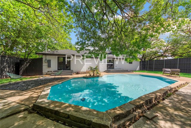 7107 E Mockingbird Lane, Dallas, TX 75214