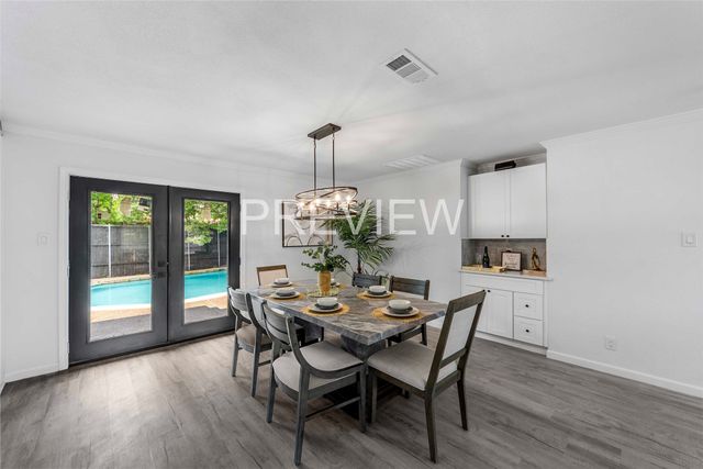 7107 E Mockingbird Lane, Dallas, TX 75214