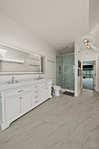 3248 Columbia Parkway, Cincinnati, OH 45226