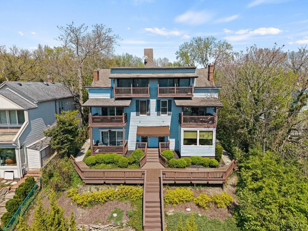 3248 Columbia Parkway, Cincinnati, OH 45226