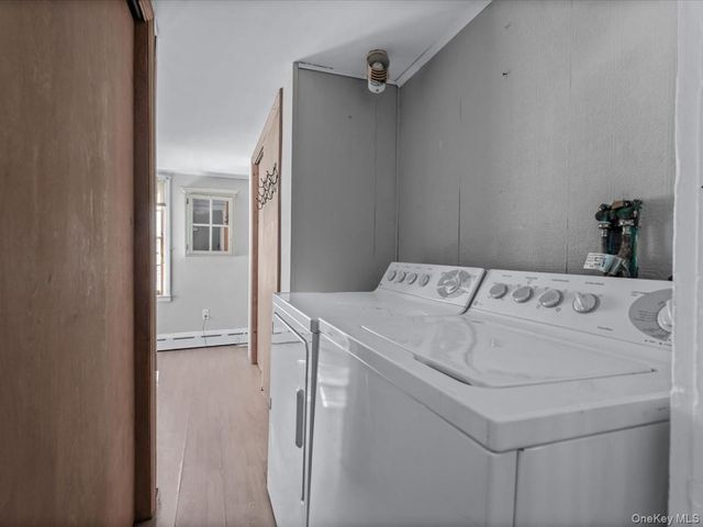 442 Oakwood Road, Huntington Station, NY 11746