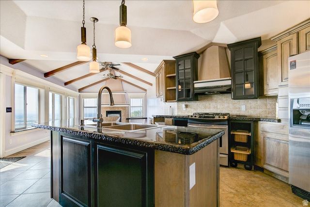 4157 S BEUS DR, Ogden, UT 84403