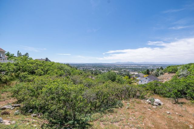 4157 S BEUS DR, Ogden, UT 84403