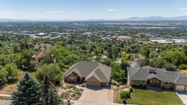 4157 S BEUS DR, Ogden, UT 84403