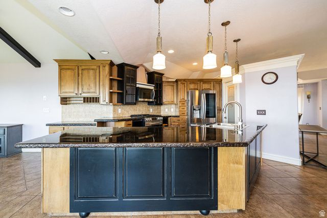 4157 S BEUS DR, Ogden, UT 84403