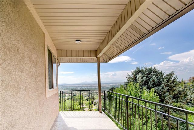 4157 S BEUS DR, Ogden, UT 84403