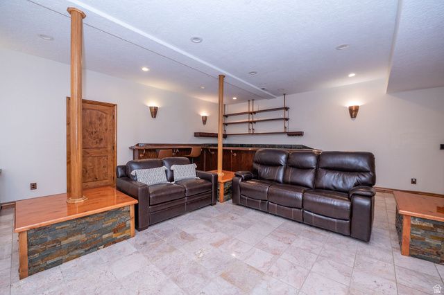 4157 S BEUS DR, Ogden, UT 84403