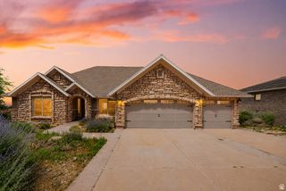 4157 S BEUS DR, Ogden, UT 84403