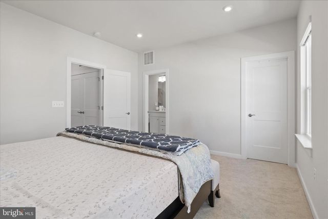 24190 KILBRIDE TER, Sterling, VA 20166
