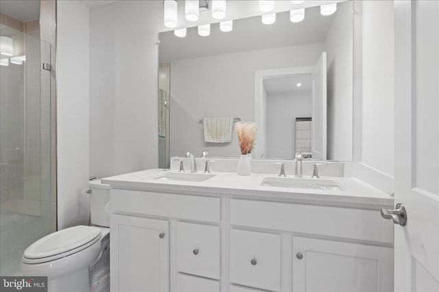 24190 KILBRIDE TER, Sterling, VA 20166