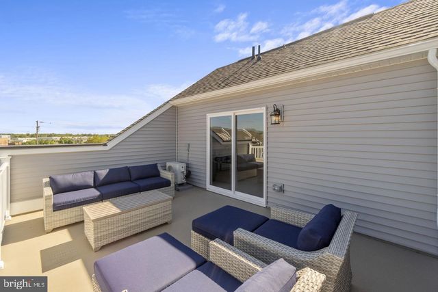 24190 KILBRIDE TER, Sterling, VA 20166