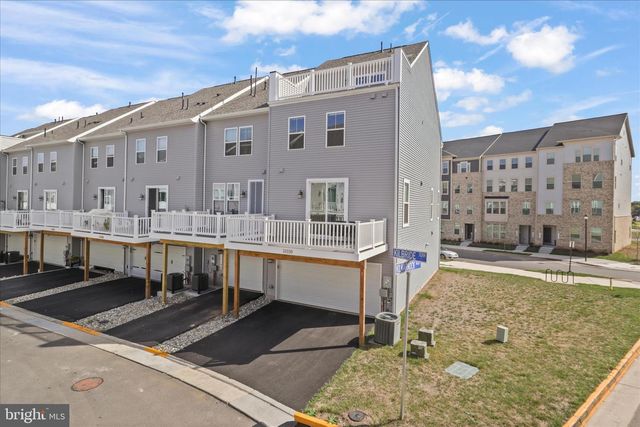 24190 KILBRIDE TER, Sterling, VA 20166