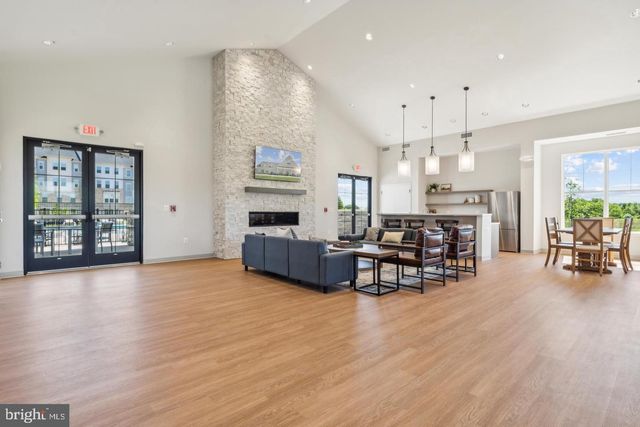 24190 KILBRIDE TER, Sterling, VA 20166