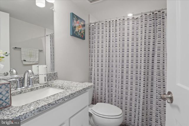 24190 KILBRIDE TER, Sterling, VA 20166