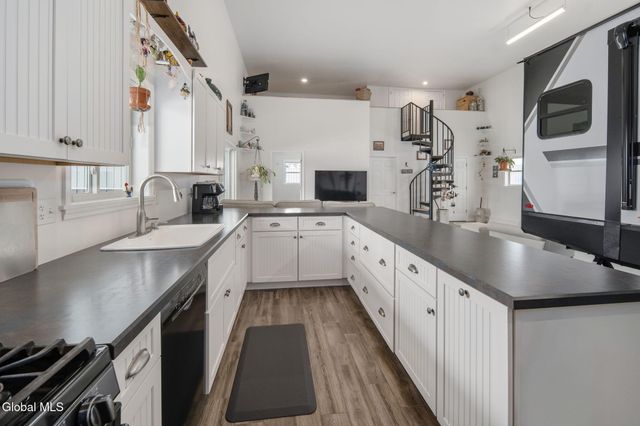 1232 Barton Hill Road, Schoharie, NY 12053