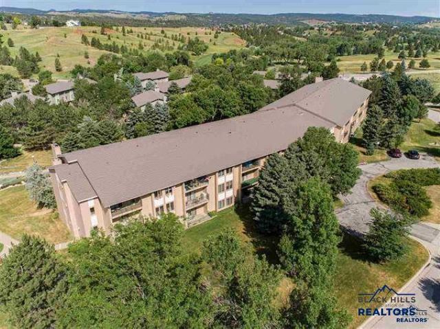 3945 FAIRWAY HILLS DR, Rapid City, SD 57702