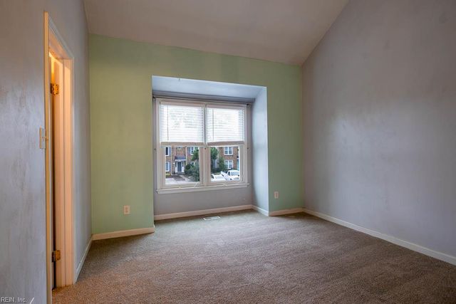 2820 Cardiff LN, Chesapeake, VA 23321