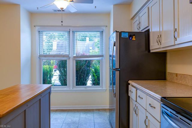 2820 Cardiff LN, Chesapeake, VA 23321