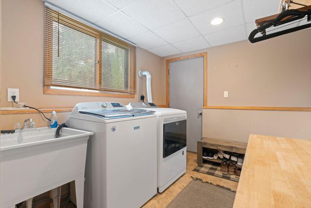 1700 Pioneer Lane, White Bear Twp, MN 55110