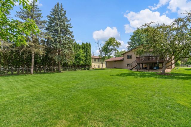 1700 Pioneer Lane, White Bear Twp, MN 55110