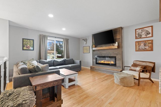 1700 Pioneer Lane, White Bear Twp, MN 55110