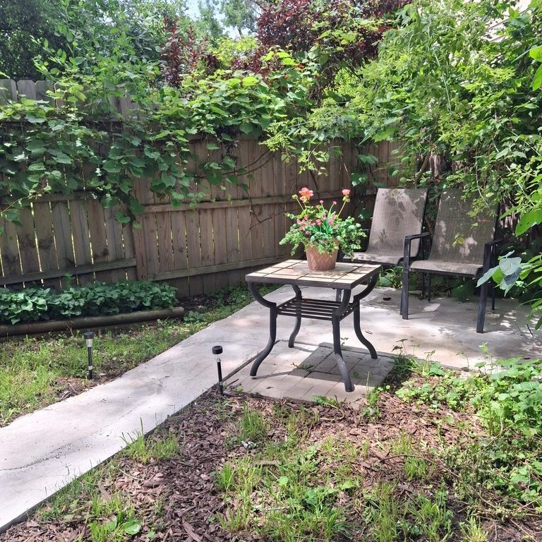 Image 19 of property listing at 700 Larkdale Row, Wauconda, IL 60084