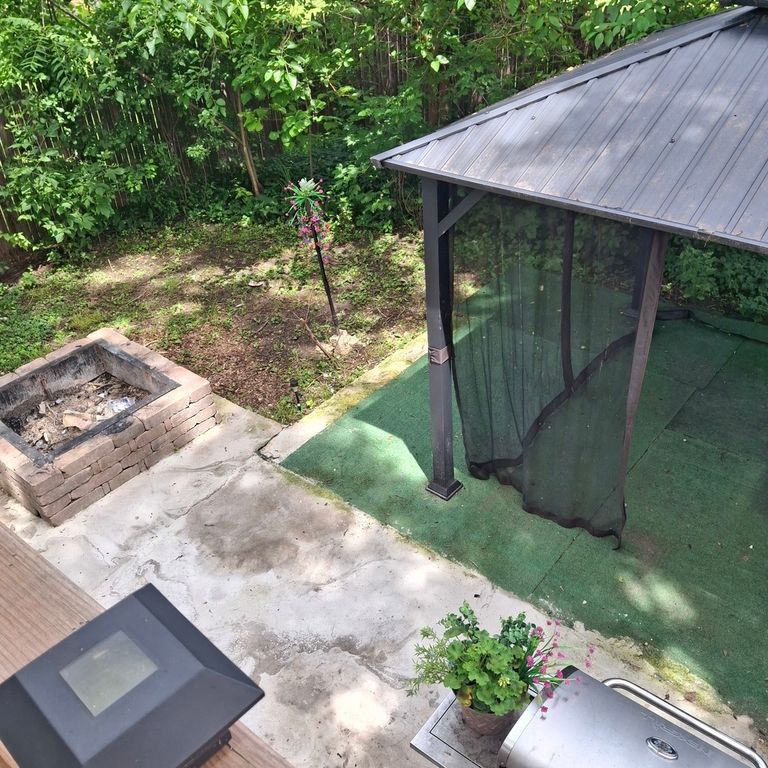 Image 27 of property listing at 700 Larkdale Row, Wauconda, IL 60084