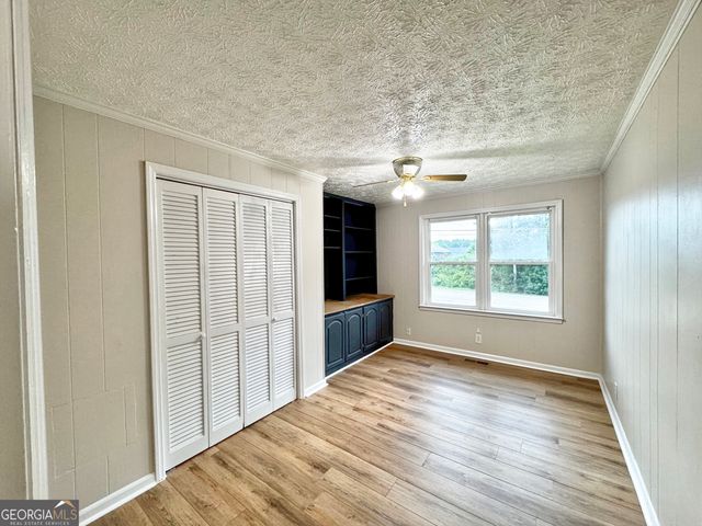 5 Lake Drive, Lagrange, GA 30241