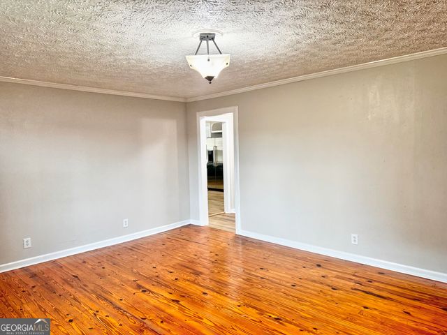 5 Lake Drive, Lagrange, GA 30241