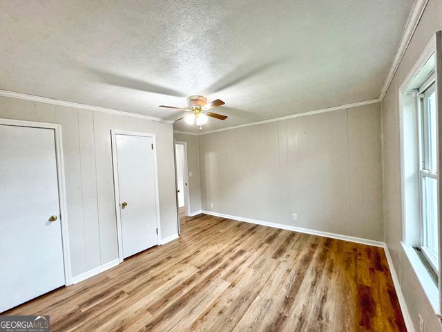 5 Lake Drive, Lagrange, GA 30241