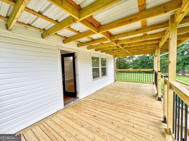 5 Lake Drive, Lagrange, GA 30241