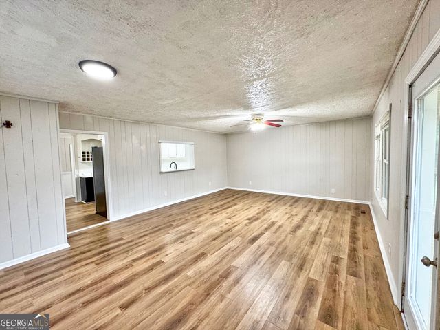 5 Lake Drive, Lagrange, GA 30241