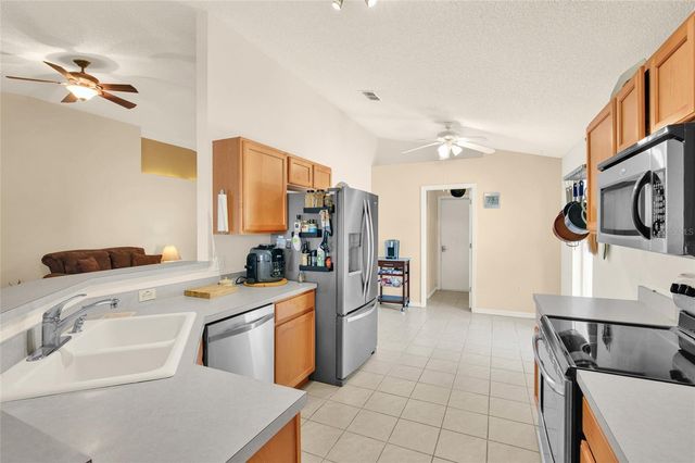 1004 WHITE BARK COURT, Minneola, FL 34715