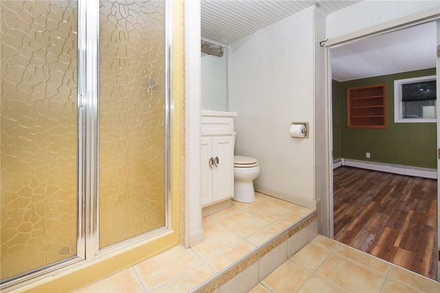 160 Windermere Way, Warwick, RI 02886
