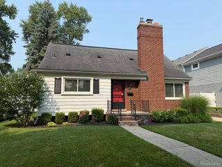 671 Coolidge Road, Birmingham, MI 48009