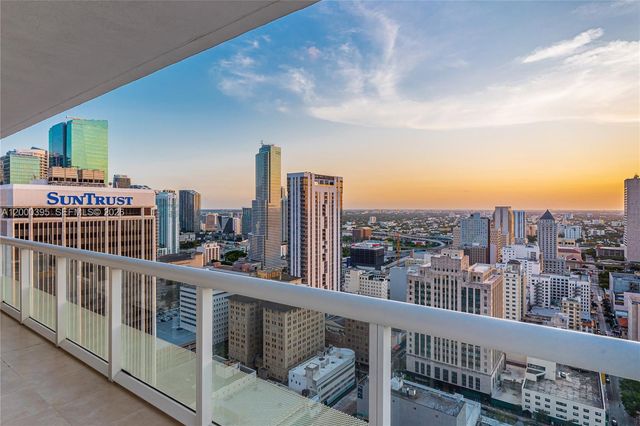 50 Biscayne Blvd 3601, Miami, FL 33132