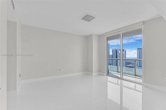 50 Biscayne Blvd 3601, Miami, FL 33132