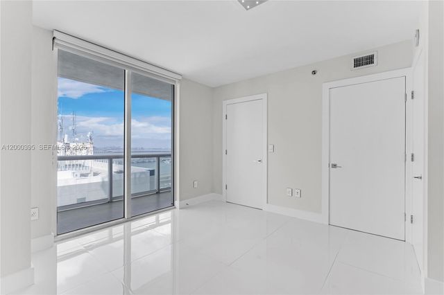 50 Biscayne Blvd 3601, Miami, FL 33132