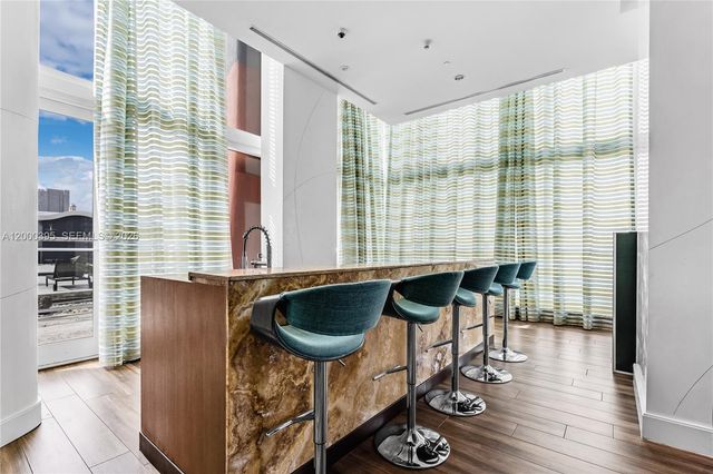 50 Biscayne Blvd 3601, Miami, FL 33132