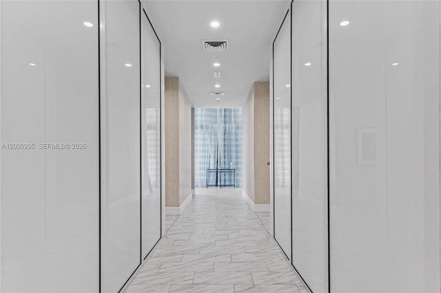 50 Biscayne Blvd 3601, Miami, FL 33132