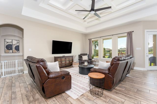 8 Sawgrass Court, Laguna Vista, TX 78578